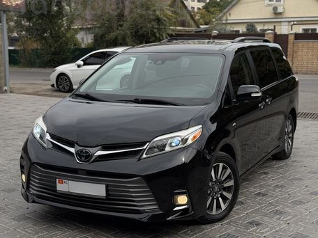 Toyota Sienna, 2020 — фото 11