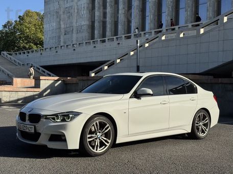 BMW 3 серии, 2018 — фото 1