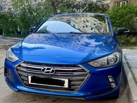 Hyundai Elantra, 2018 — 照片 2