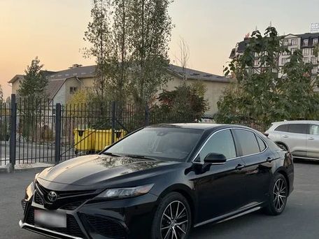 Toyota Camry, 2022 — сүрөт 2