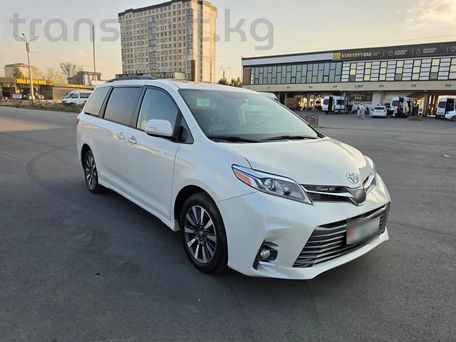 Toyota Sienna, 2019 — фото 1