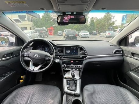 Hyundai Avante, 2019 — сүрөт 16