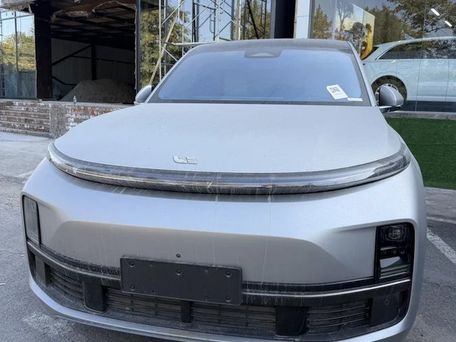 Li Auto (Lixiang) L8, 2023 — 照片 1