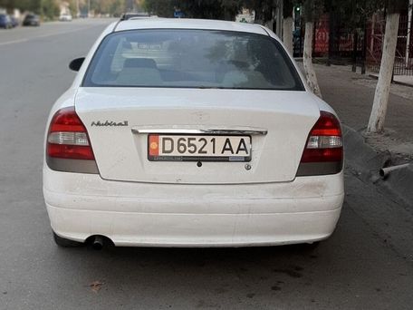 Daewoo Nubira, 2000 — 照片 1