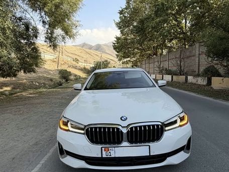 BMW 5 серии, 2021 — photo 13
