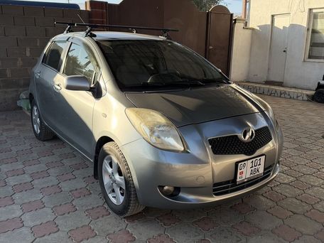 Toyota Yaris, 2008 — photo 2