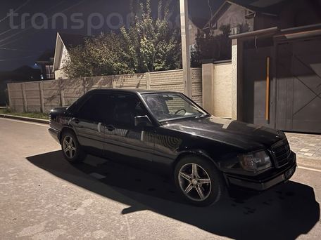 Mercedes-Benz E-Class, 1994 — photo 1