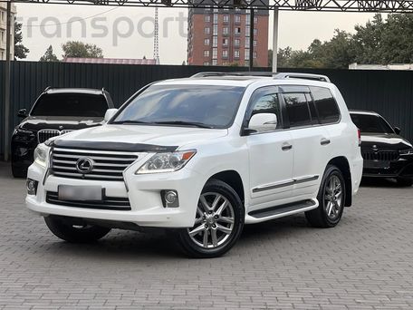 Lexus LX, 2013