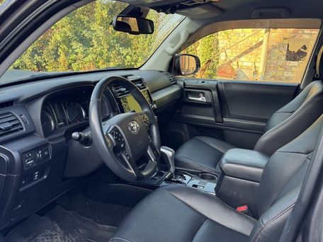 Toyota 4Runner, 2021 — photo 7