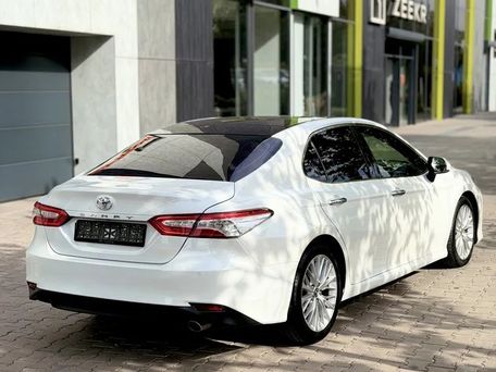 Toyota Camry, 2018 — photo 4