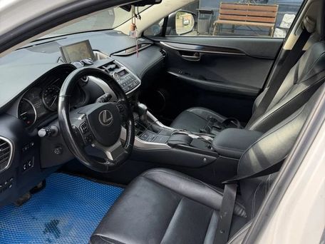 Lexus NX, 2017 — 照片 8
