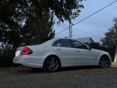 Mercedes-Benz E-Class, 2002 — photo 2