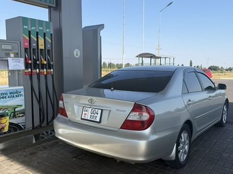 Toyota Camry, 2003 — 照片 3