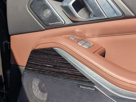 BMW X7, 2021 — photo 9