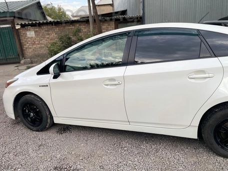 Toyota Prius v (+), 2013 — фото 2