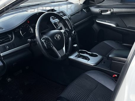 Toyota Camry, 2014 — 照片 9