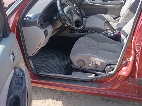 Nissan Almera, 2001 — photo 4