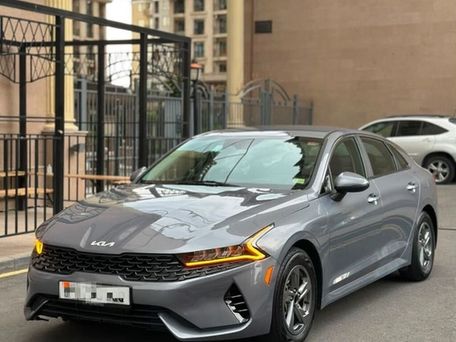 Kia K5, 2021