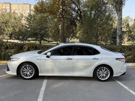 Toyota Camry, 2019 — photo 7