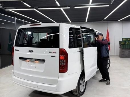 JAC Refine M3, 2023 — photo 8