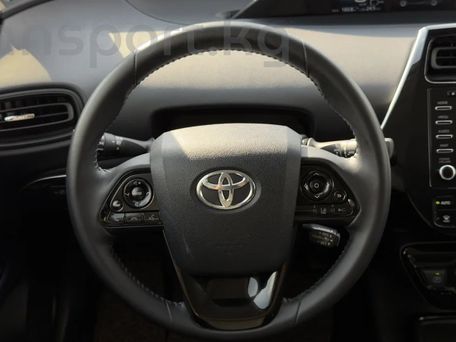 Toyota Prius, 2020 — фото 10