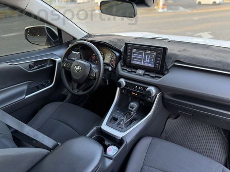Toyota RAV4, 2019 — сүрөт 11