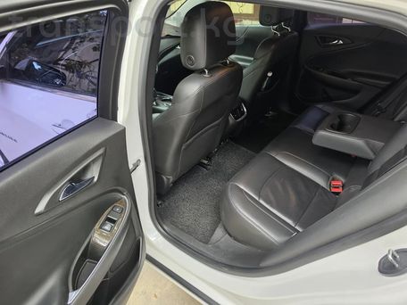 Chevrolet Malibu, 2017 — 照片 2