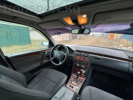 Mercedes-Benz E-Class, 2000 — photo 10
