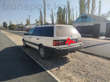 Volkswagen Passat, 1992 — сүрөт 3