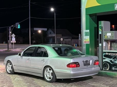 Mercedes-Benz E-Класс, 2000 — сүрөт 3