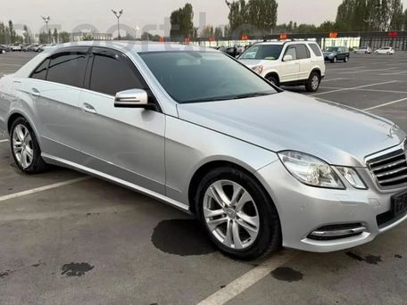 Mercedes-Benz E-Класс, 2011 — фото 2