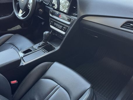Hyundai Sonata, 2018 — сүрөт 12
