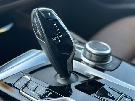 BMW 5 серии, 2022 — 照片 9