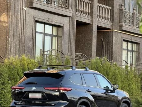 Toyota Highlander, 2022 — photo 4