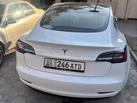 Tesla Model 3, 2021 — 照片 6