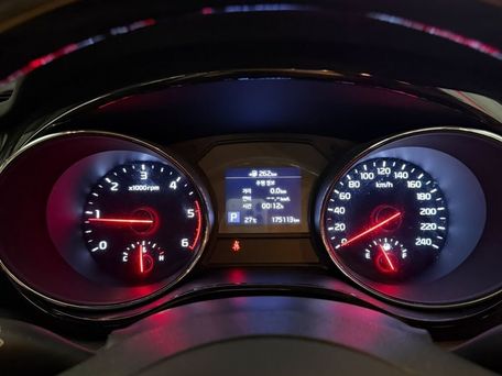 Kia Carnival, 2020 — сүрөт 8