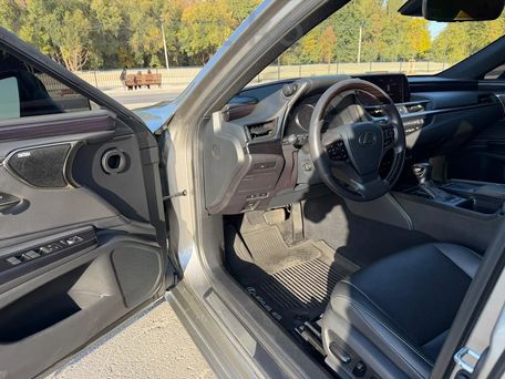 Lexus ES, 2019 — photo 9