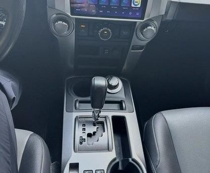 Toyota 4Runner, 2024 — фото 4