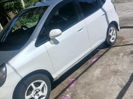 Honda Fit, 2003 — photo 8
