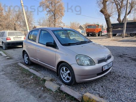 Toyota Yaris, 2002 — фото 2