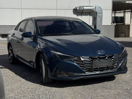 Hyundai Elantra, 2022 — photo 1