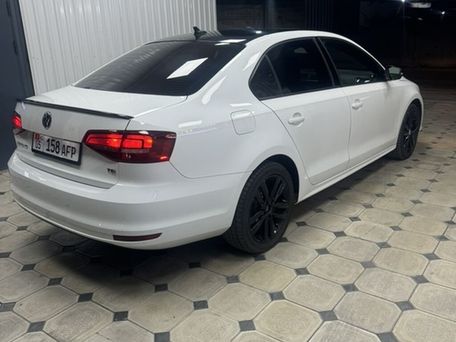 Volkswagen Jetta, 2017 — 照片 3