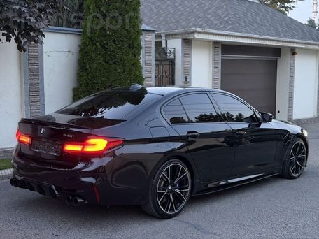 BMW 5 Series, 2018 — сүрөт 1