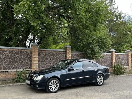Mercedes-Benz E-Class, 2003 — photo 1