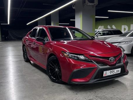 Toyota Camry, 2020 — photo 1
