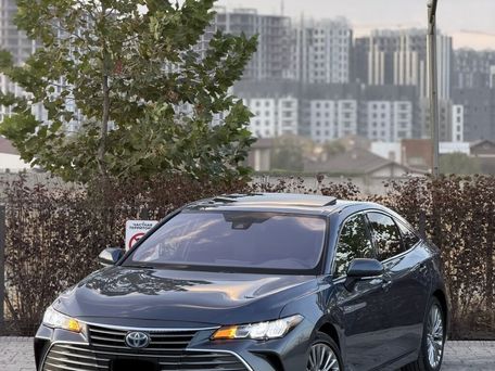 Toyota Avalon, 2019 — 照片 1