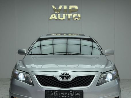 Toyota Camry, 2009 — 照片 1