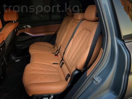 BMW X7, 2023 — photo 10