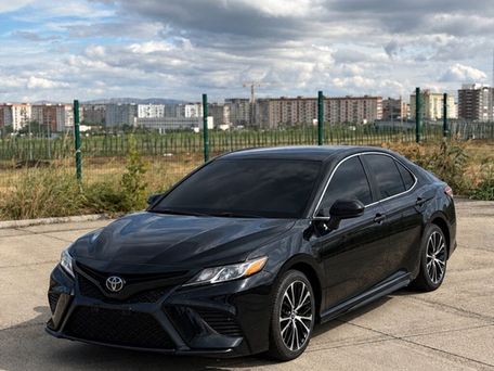 Toyota Camry, 2020 — 照片 1