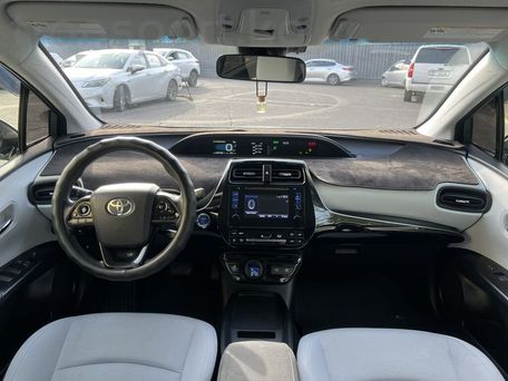 Toyota Prius, 2019 — photo 13